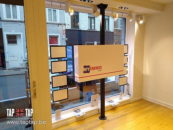 Ecran vitrine pour agence immobiliere TAPTAP